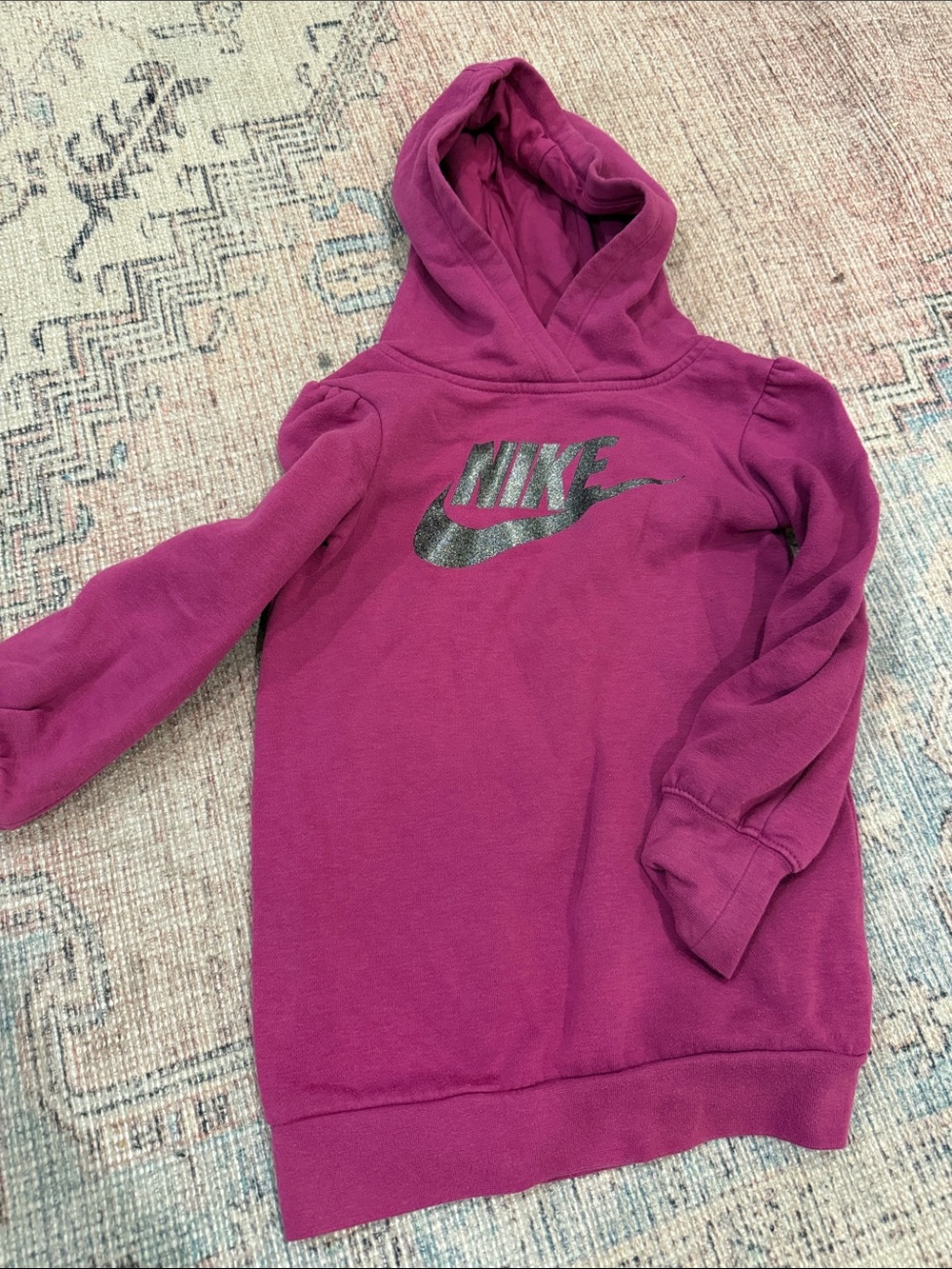 Nike Girls Magenta Crewneck Sweatshirt with Metallic Logo